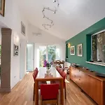Luxury Jasmin-two Bedroom With Hot Tub Apartament *