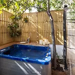 Apartament Luxury Jasmin-two Bedroom With Hot Tub