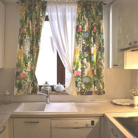 Luxury Jasmin-two Bedroom With Hot Tub Apartment