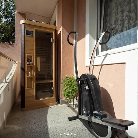 Luxury Jasmin-two Bedroom With Hot Tub Split