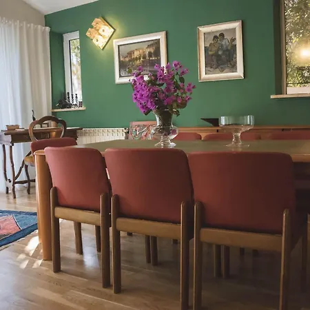 Luxury Jasmin-two Bedroom With Hot Tub Apartament *